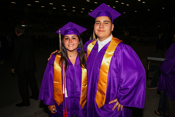 052821Grad-18