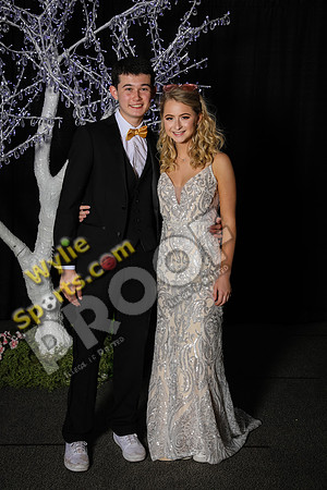 042019_ WylieProm-2