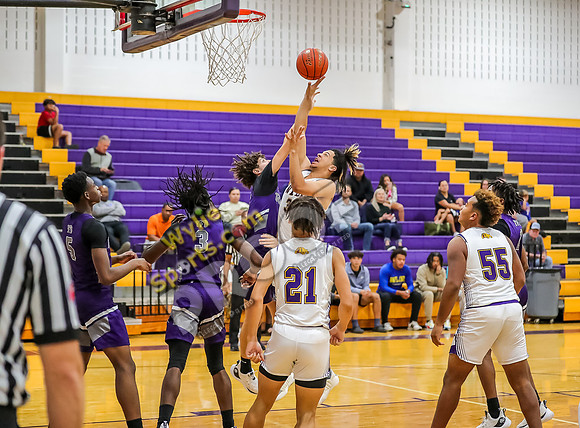 12-08-23 Wylie Boys Varsity Basketball vs Chisholm Trail RK-209-2