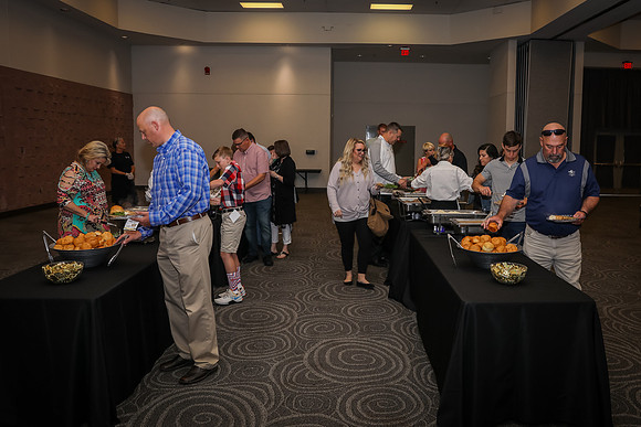 050519_FCA_KB99893