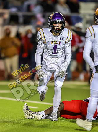 11-8-2024 Wylie v Plainview TS-634